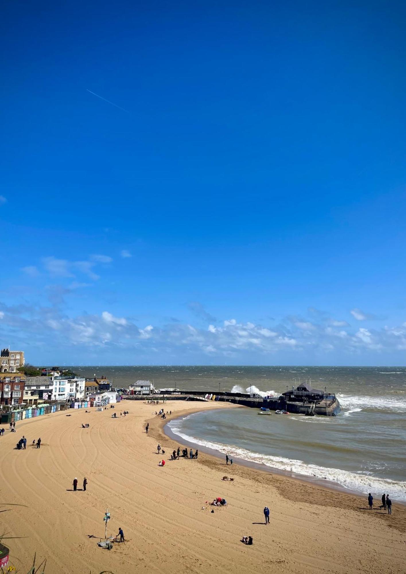 Ebenezer'S Place Broadstairs Exterior foto